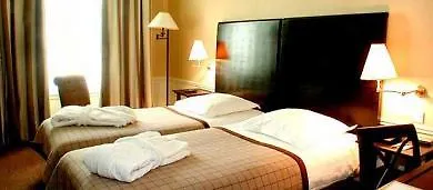 ****  Hotel Therese Париж Франция