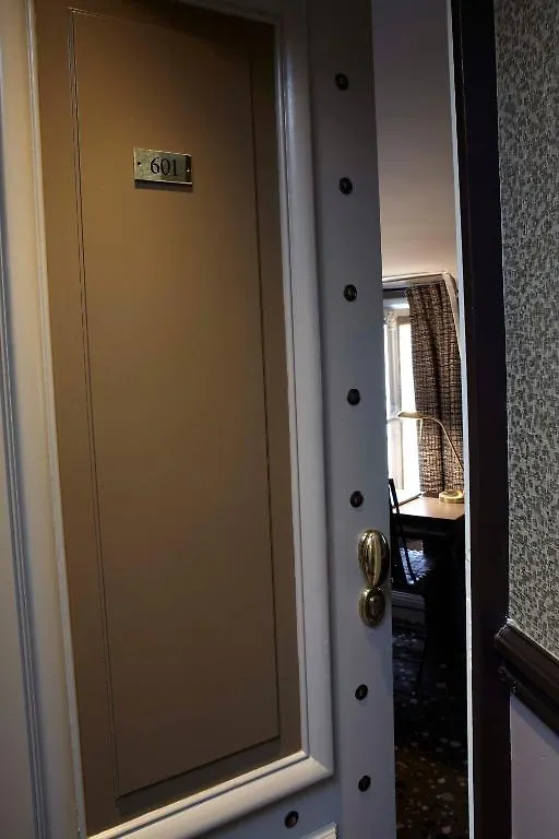 Hotel Therese Париж
