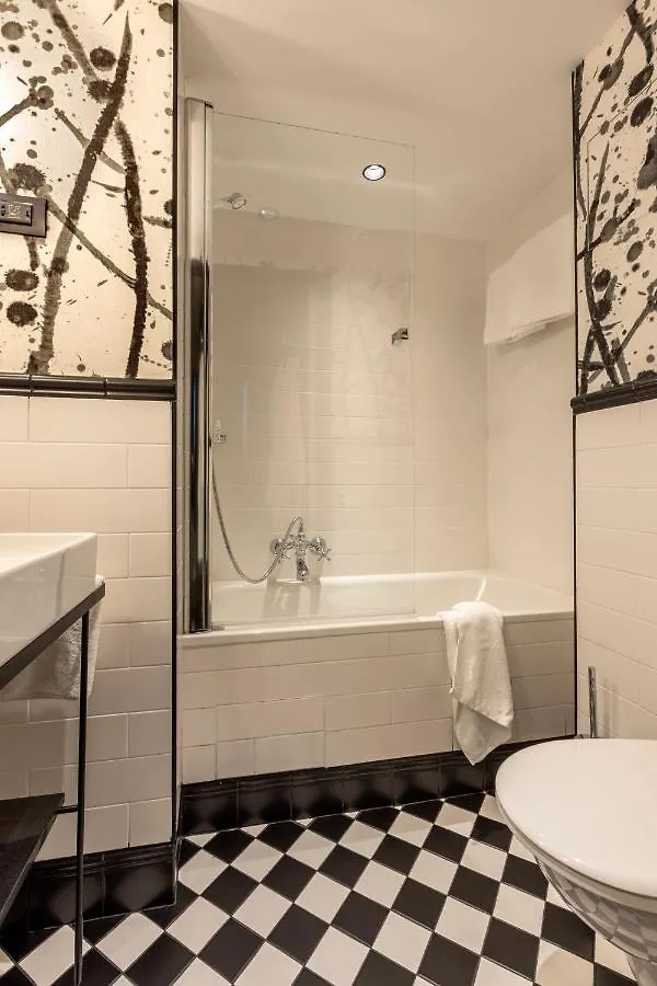 Hotel Therese Париж 4*,  Франция